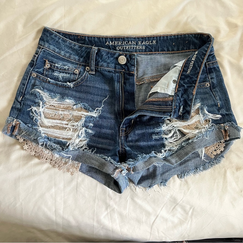 American Eagle Outfitters Blue Distressed Shorts with Lace - Picture 4 of 9